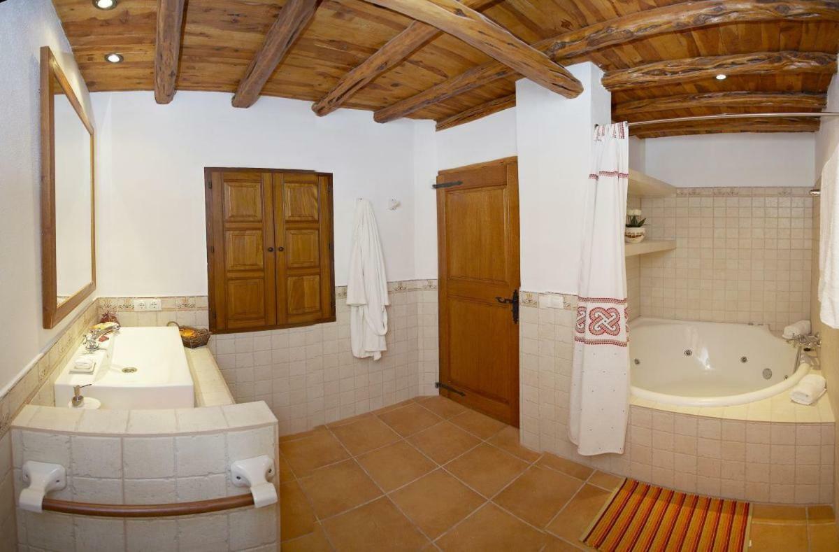 Can Vich Petit Sant Carles de Peralta Esterno foto